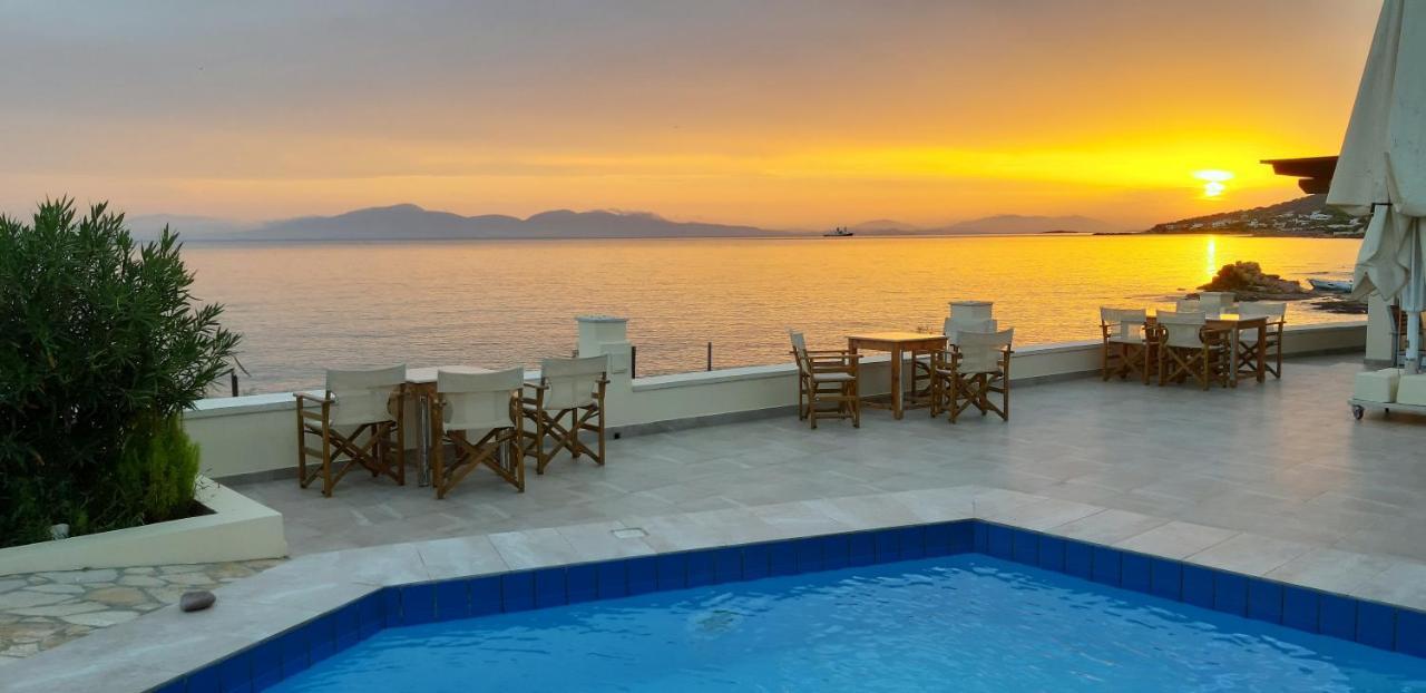 Aparthotel Irides