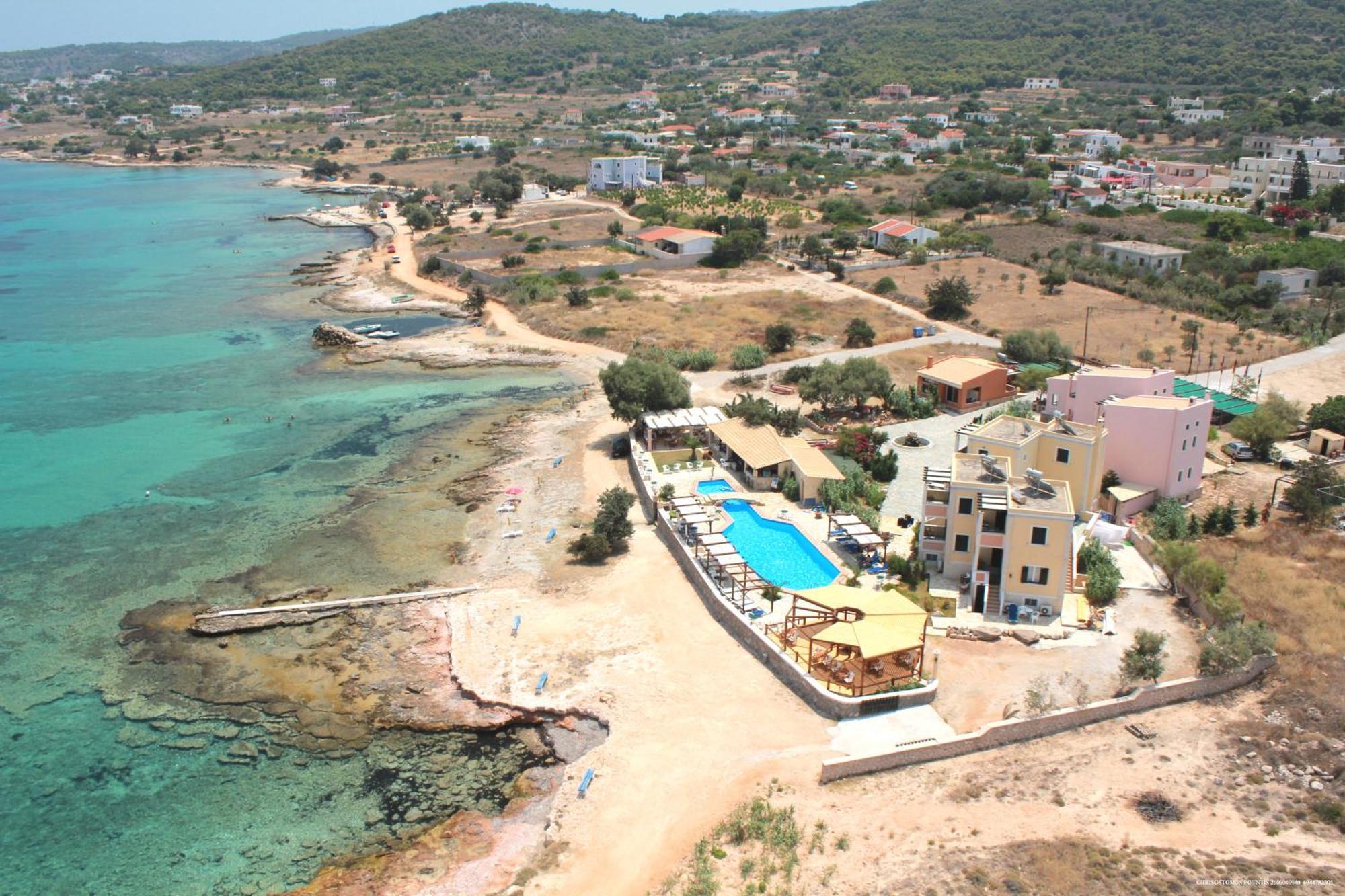 Aparthotel Irides 4*