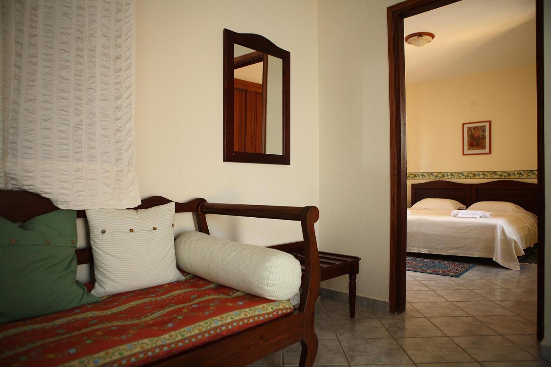 Irides Aparthotel Souvala
